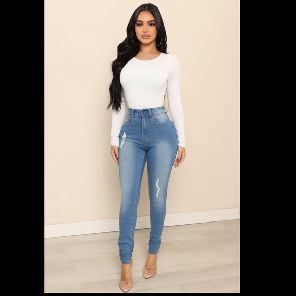 Skinny Jeans - Picture 2 of 4